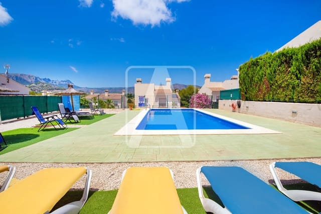 3 soveværelse Rækkehus til salg i Calpe / Calp med swimmingpool garage - € 525.000 (Ref: 9912270)