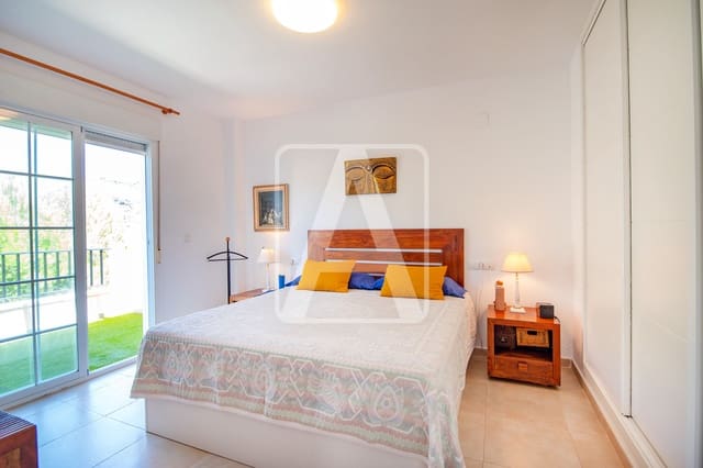 3 soveværelse Rækkehus til salg i Calpe / Calp med swimmingpool garage - € 525.000 (Ref: 9912270)