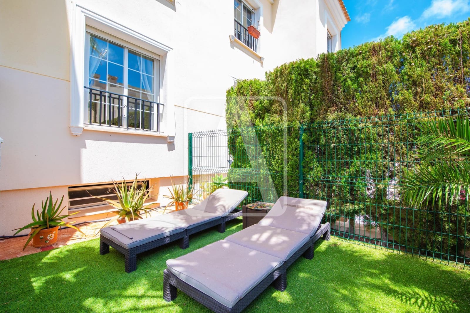 3 soveværelse Rækkehus til salg i Calpe / Calp med swimmingpool garage - € 525.000 (Ref: 9912270)
