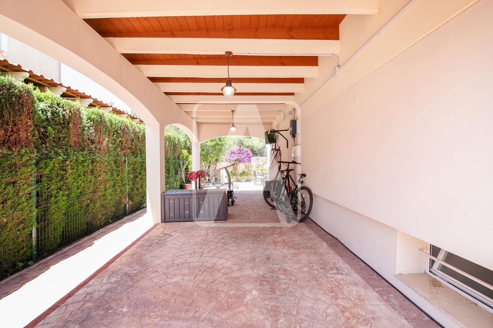 3 soveværelse Rækkehus til salg i Calpe / Calp med swimmingpool garage - € 525.000 (Ref: 9912270)