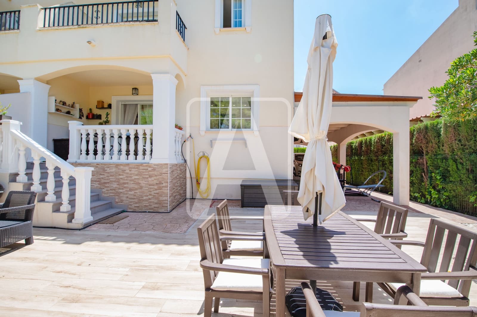 3 soveværelse Rækkehus til salg i Calpe / Calp med swimmingpool garage - € 525.000 (Ref: 9912270)