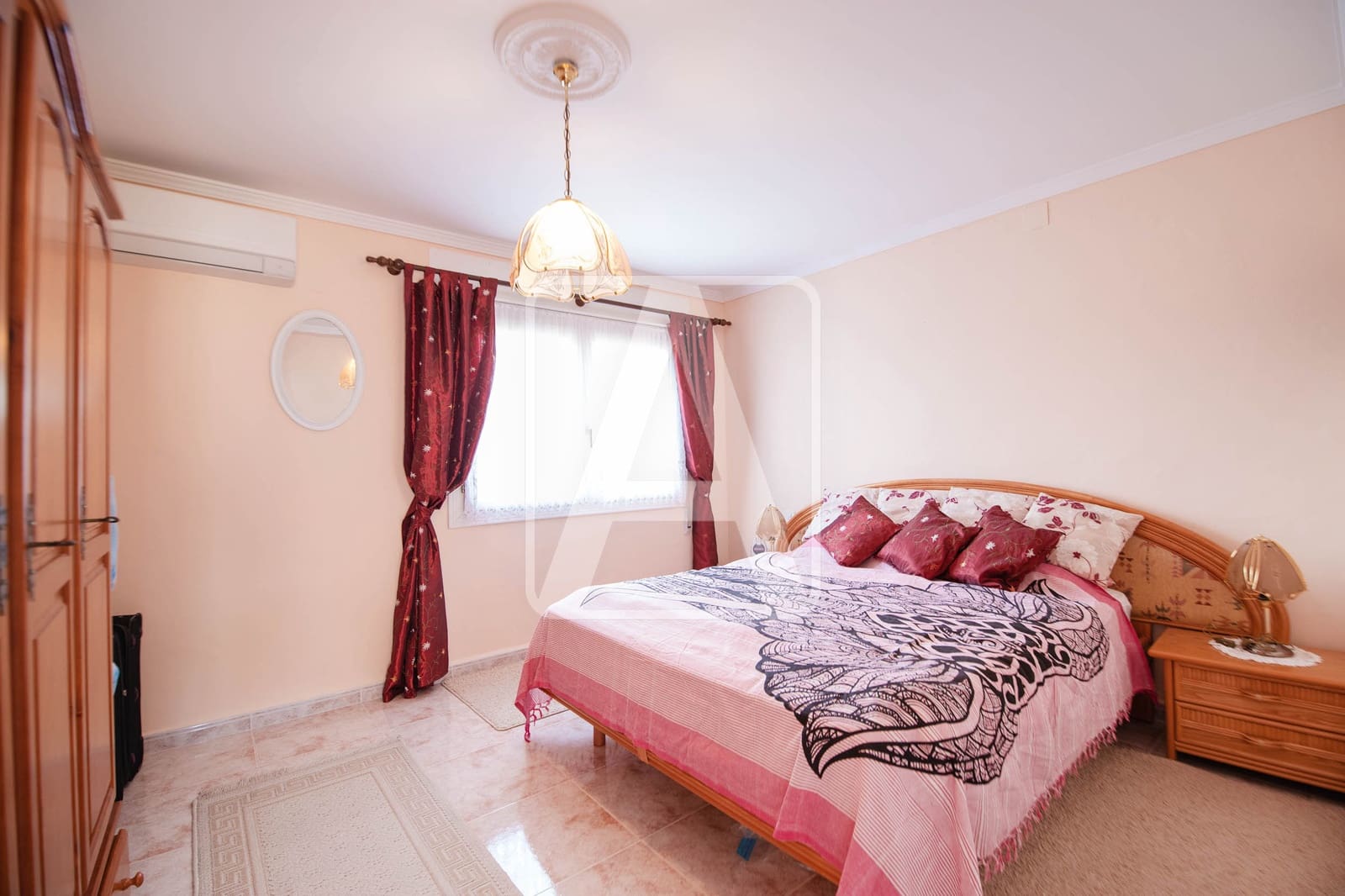 Chalet de 4 habitaciones en Benissa en venta con piscina garaje - 575.000 € (Ref: 9913809)