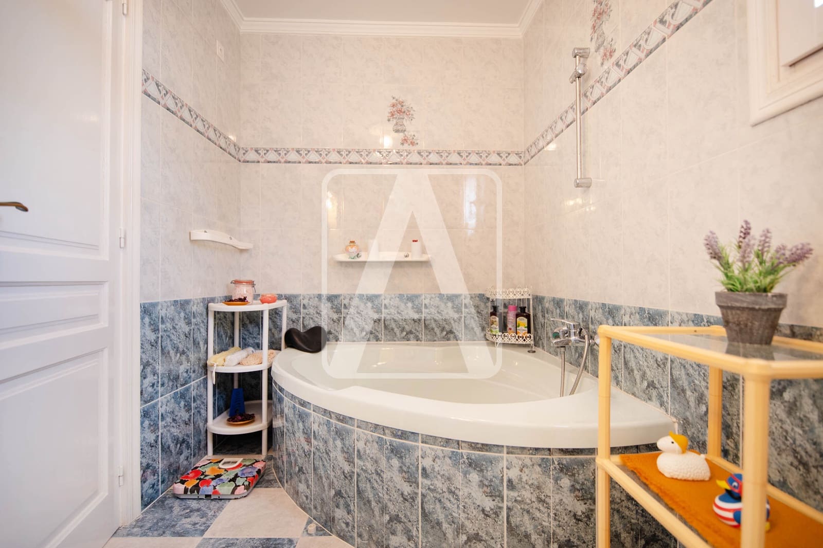 Chalet de 4 habitaciones en Benissa en venta con piscina garaje - 575.000 € (Ref: 9913809)