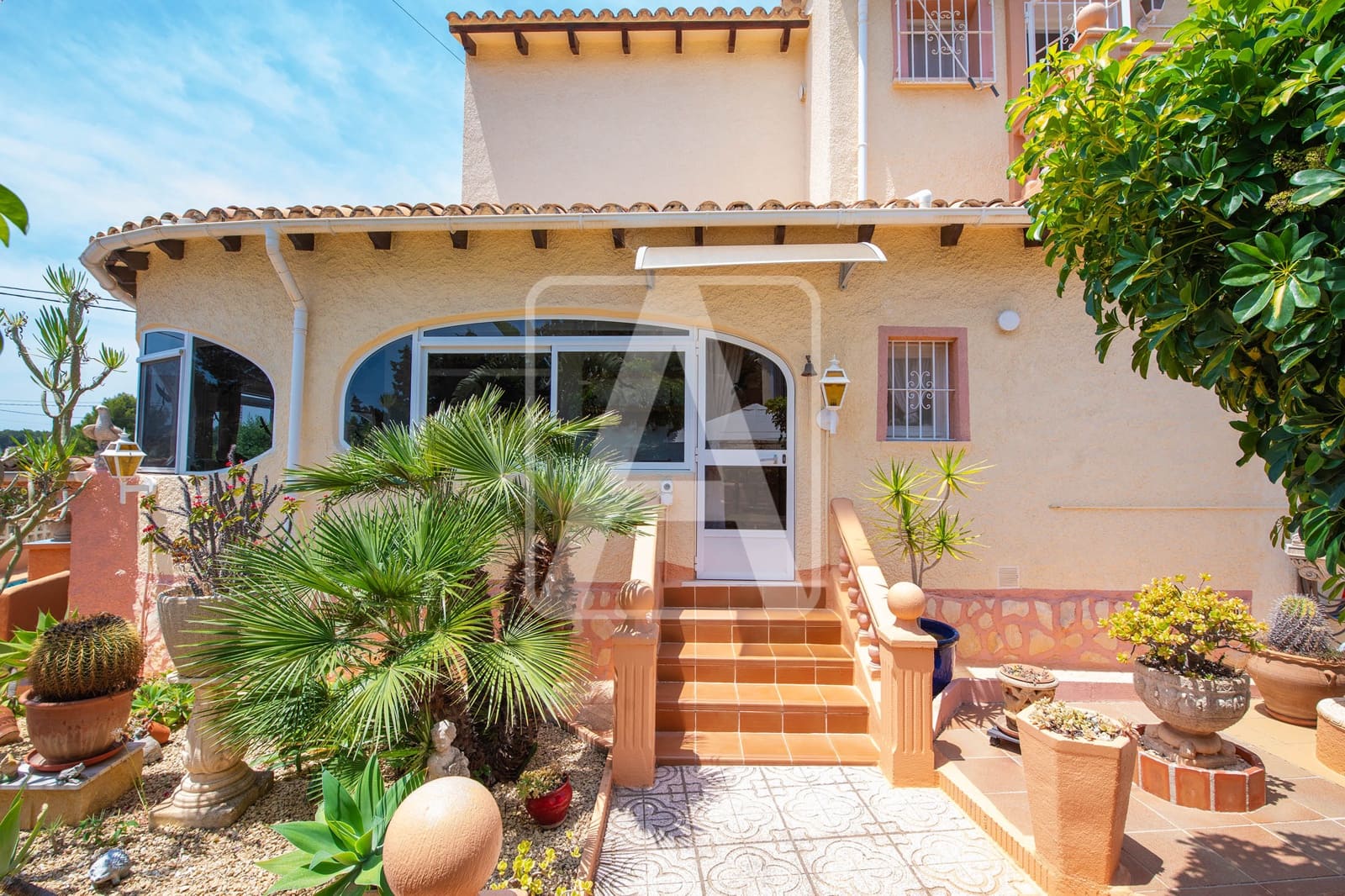 Chalet de 4 habitaciones en Benissa en venta con piscina garaje - 575.000 € (Ref: 9913809)