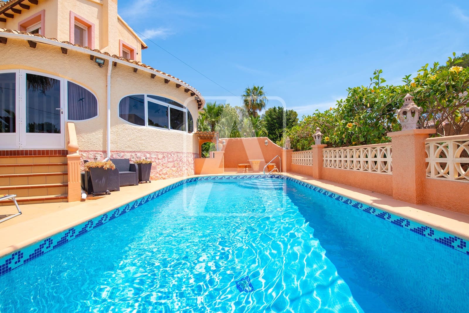 Chalet de 4 habitaciones en Benissa en venta con piscina garaje - 575.000 € (Ref: 9913809)