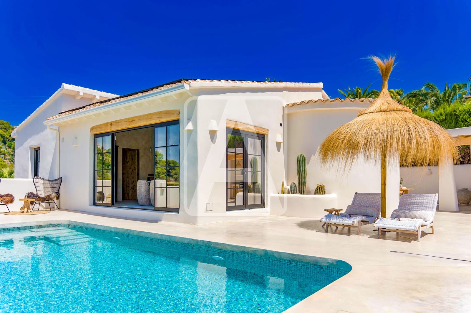 3 soverom Villa til salgs i Benissa med garasje - € 2 750 000 (Ref: 9953604)