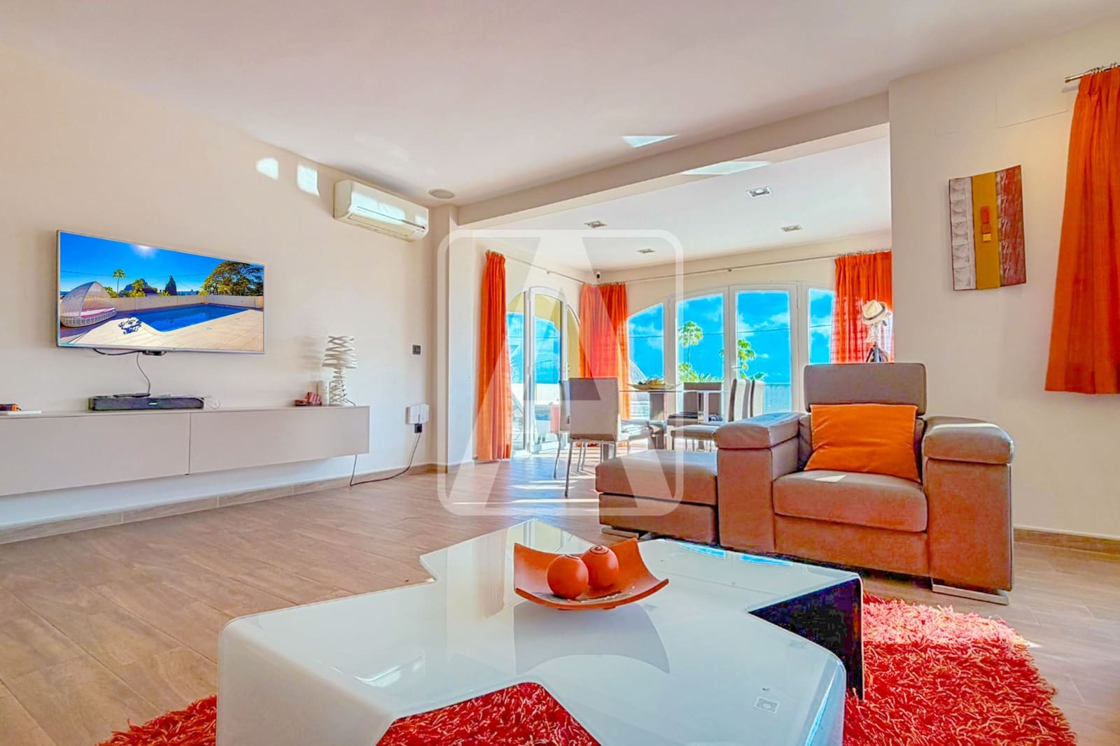 4 soverom Villa til salgs i Calpe / Calp med svømmebasseng garasje - € 745 000 (Ref: 9953606)