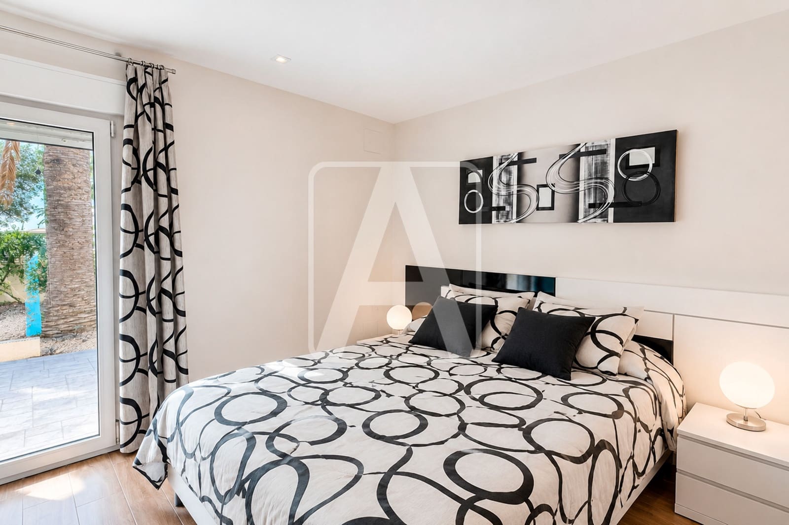 4 soverom Villa til salgs i Calpe / Calp med svømmebasseng garasje - € 745 000 (Ref: 9953606)