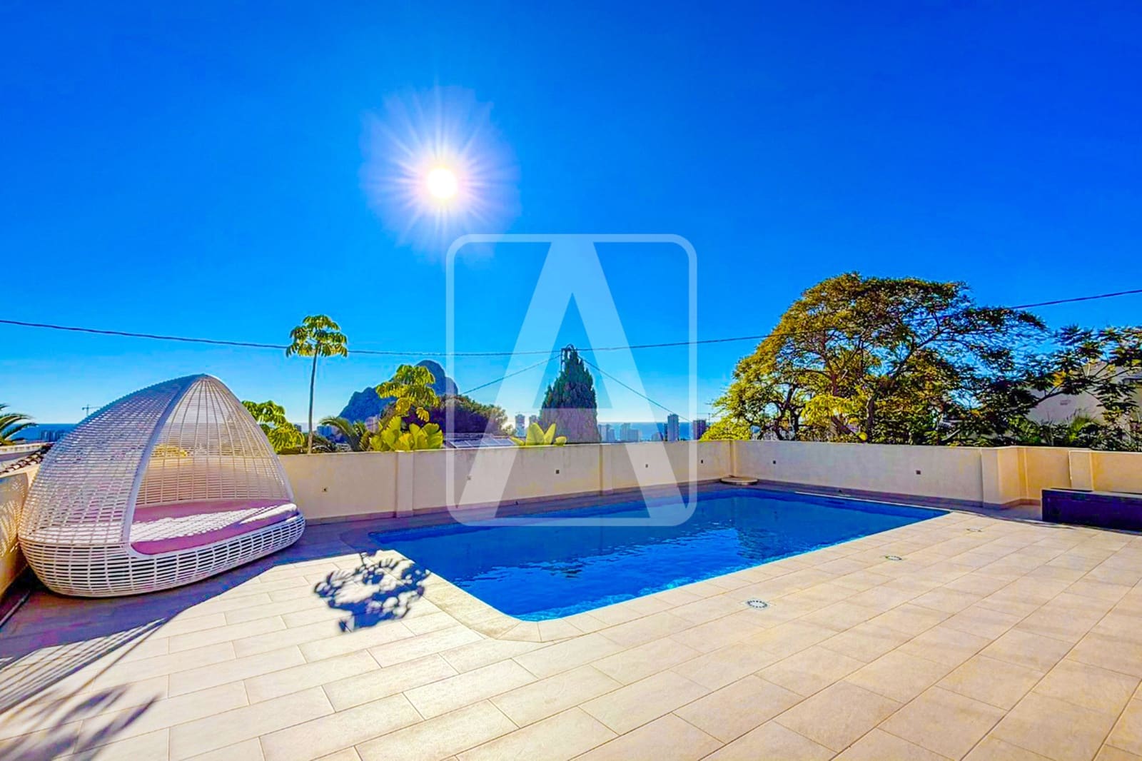 4 soverom Villa til salgs i Calpe / Calp med svømmebasseng garasje - € 745 000 (Ref: 9953606)
