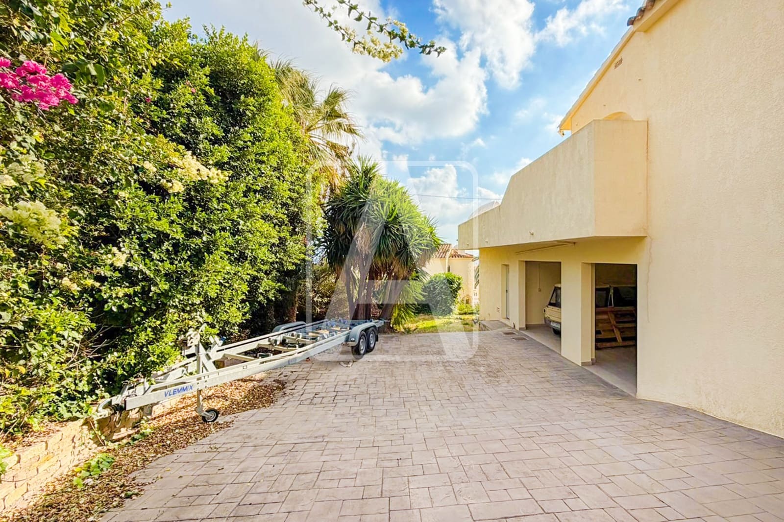 4 soverom Villa til salgs i Calpe / Calp med svømmebasseng garasje - € 745 000 (Ref: 9953606)