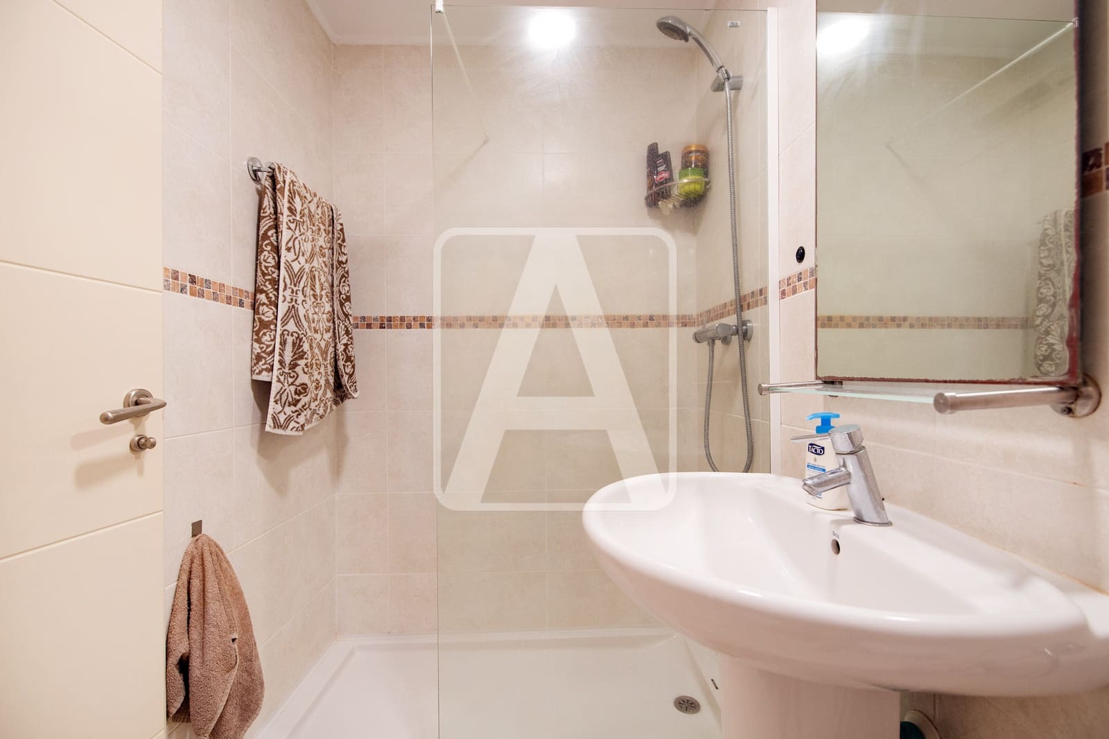 2 bedroom Apartment for sale in Altea with pool garage - € 375,000 (Ref: 9965585)