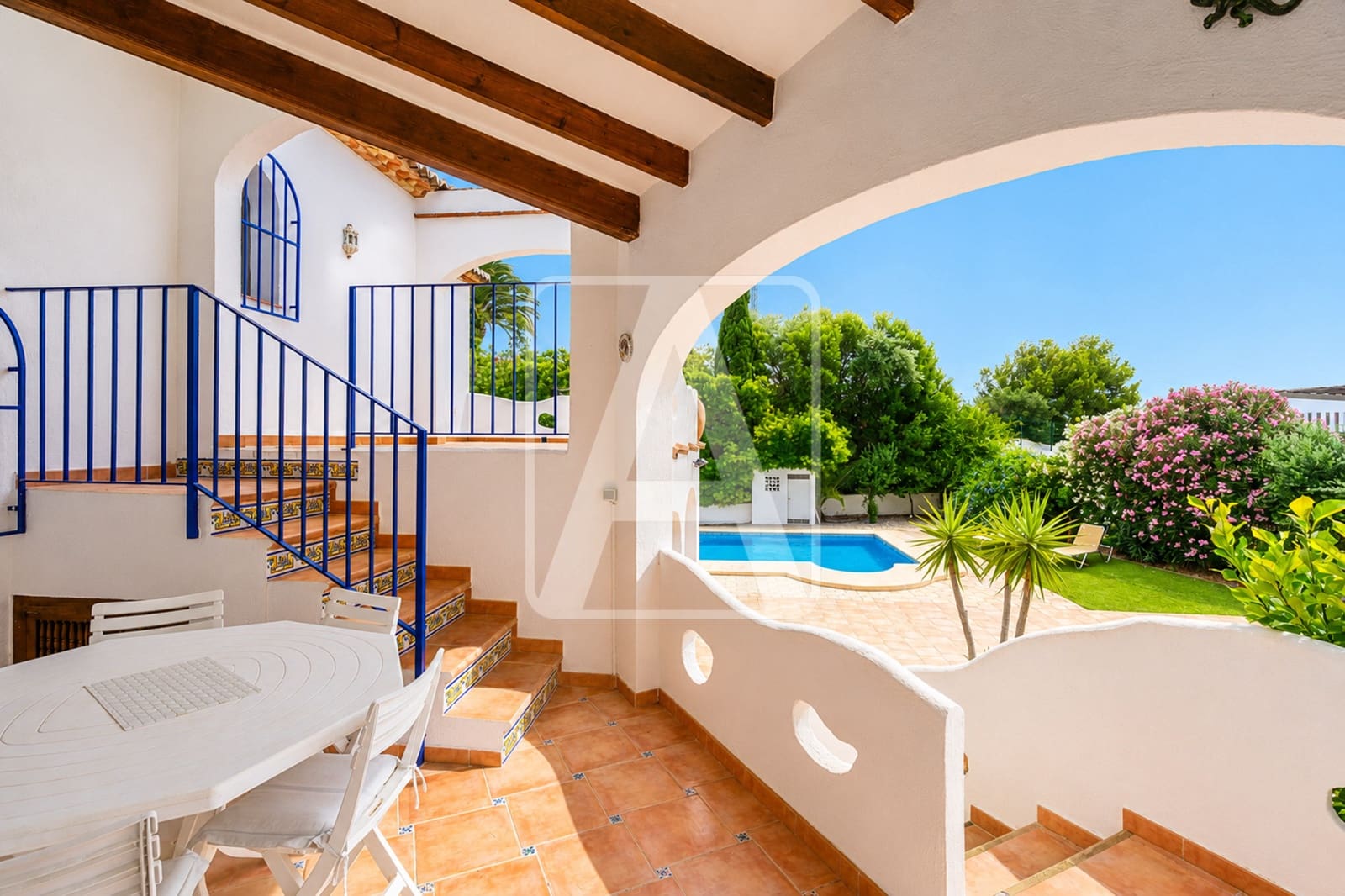 4 bedroom Villa for sale in Benissa with pool garage - € 550,000 (Ref: 9969051)