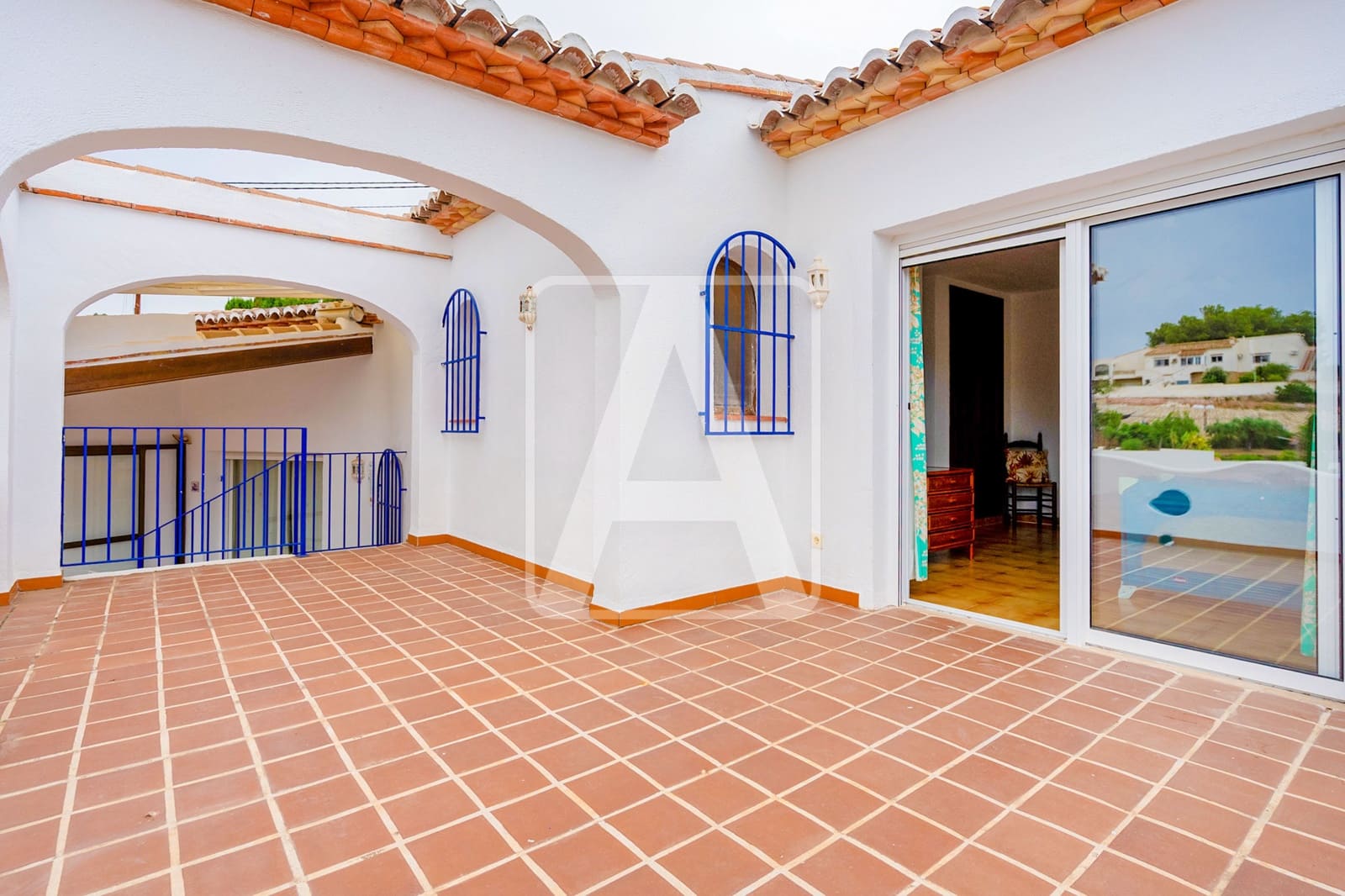 4 bedroom Villa for sale in Benissa with pool garage - € 550,000 (Ref: 9969051)