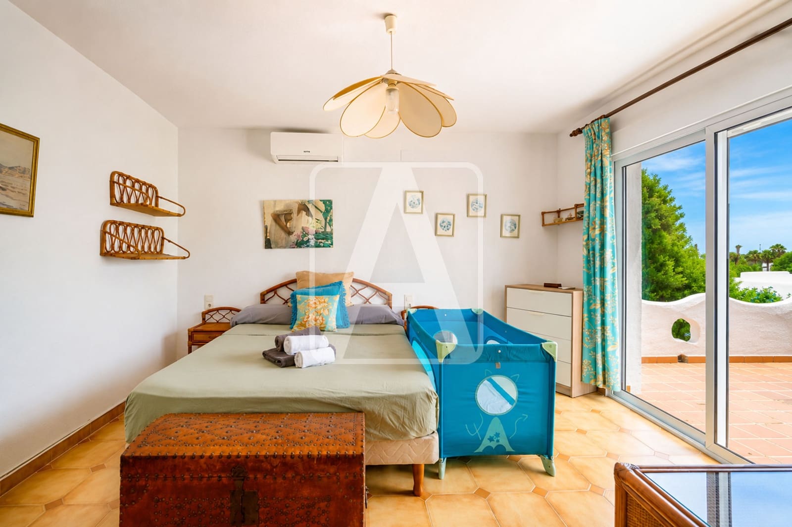 4 bedroom Villa for sale in Benissa with pool garage - € 550,000 (Ref: 9969051)