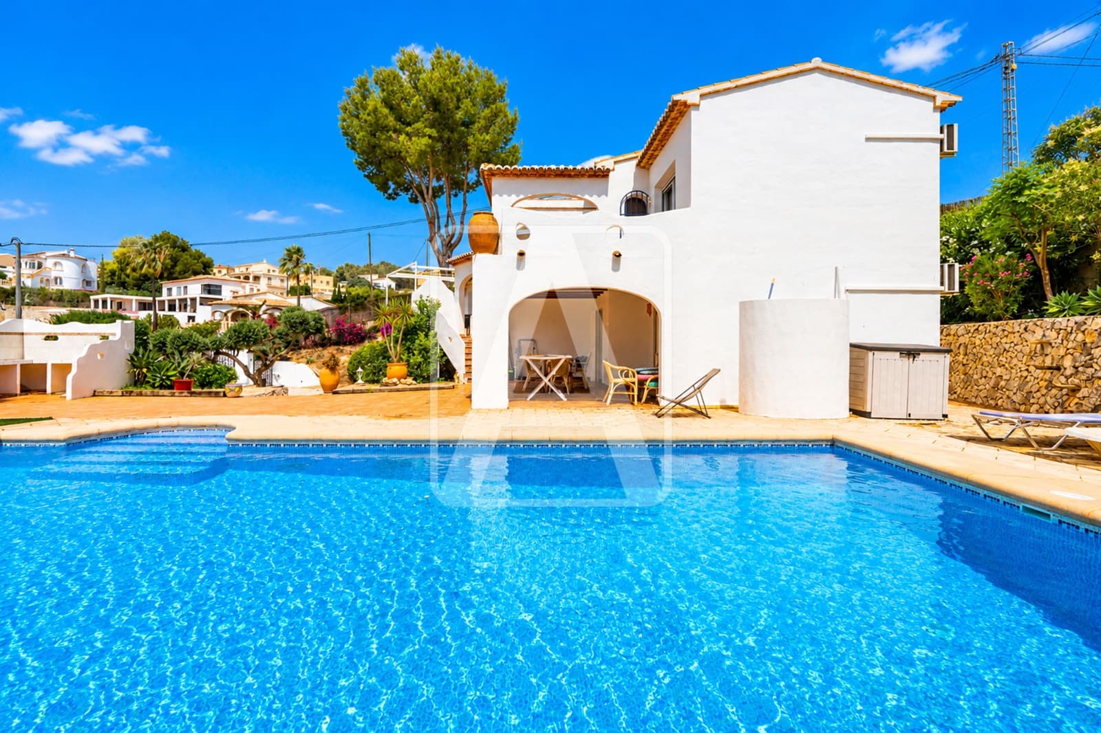 4 bedroom Villa for sale in Benissa with pool garage - € 550,000 (Ref: 9969051)