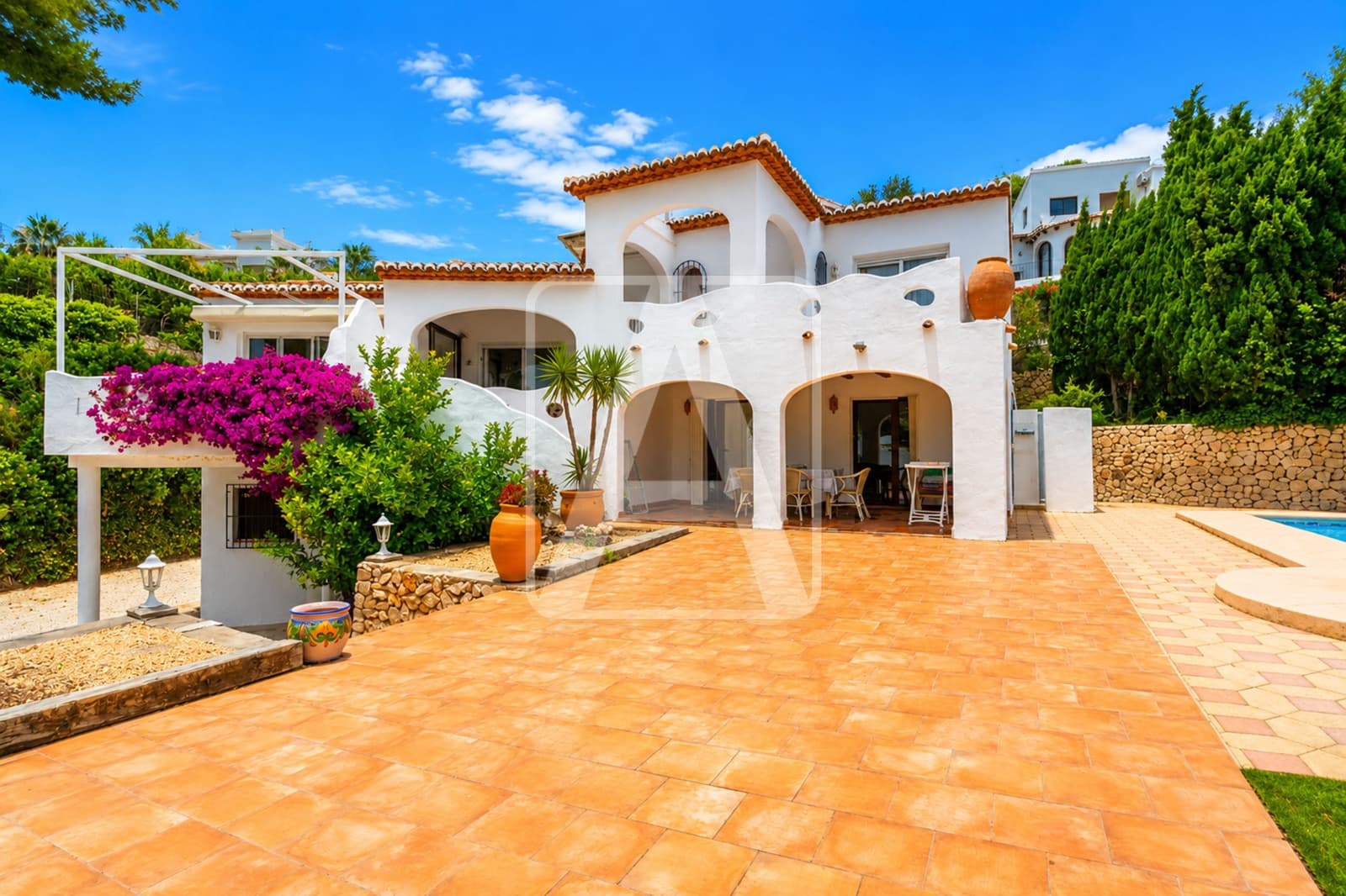 4 bedroom Villa for sale in Benissa with pool garage - € 550,000 (Ref: 9969051)