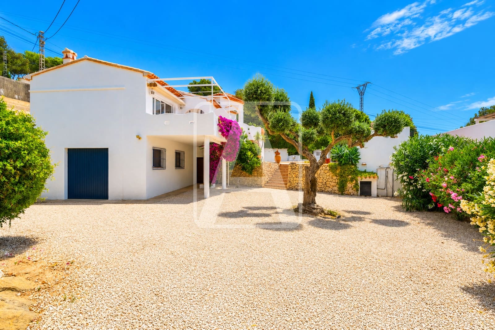 4 bedroom Villa for sale in Benissa with pool garage - € 550,000 (Ref: 9969051)