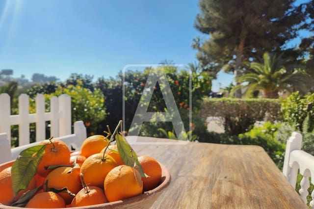 2 Zimmer Reihenhaus zu verkaufen in Benissa mit Garage - 425.000 € (Ref: 9969052)