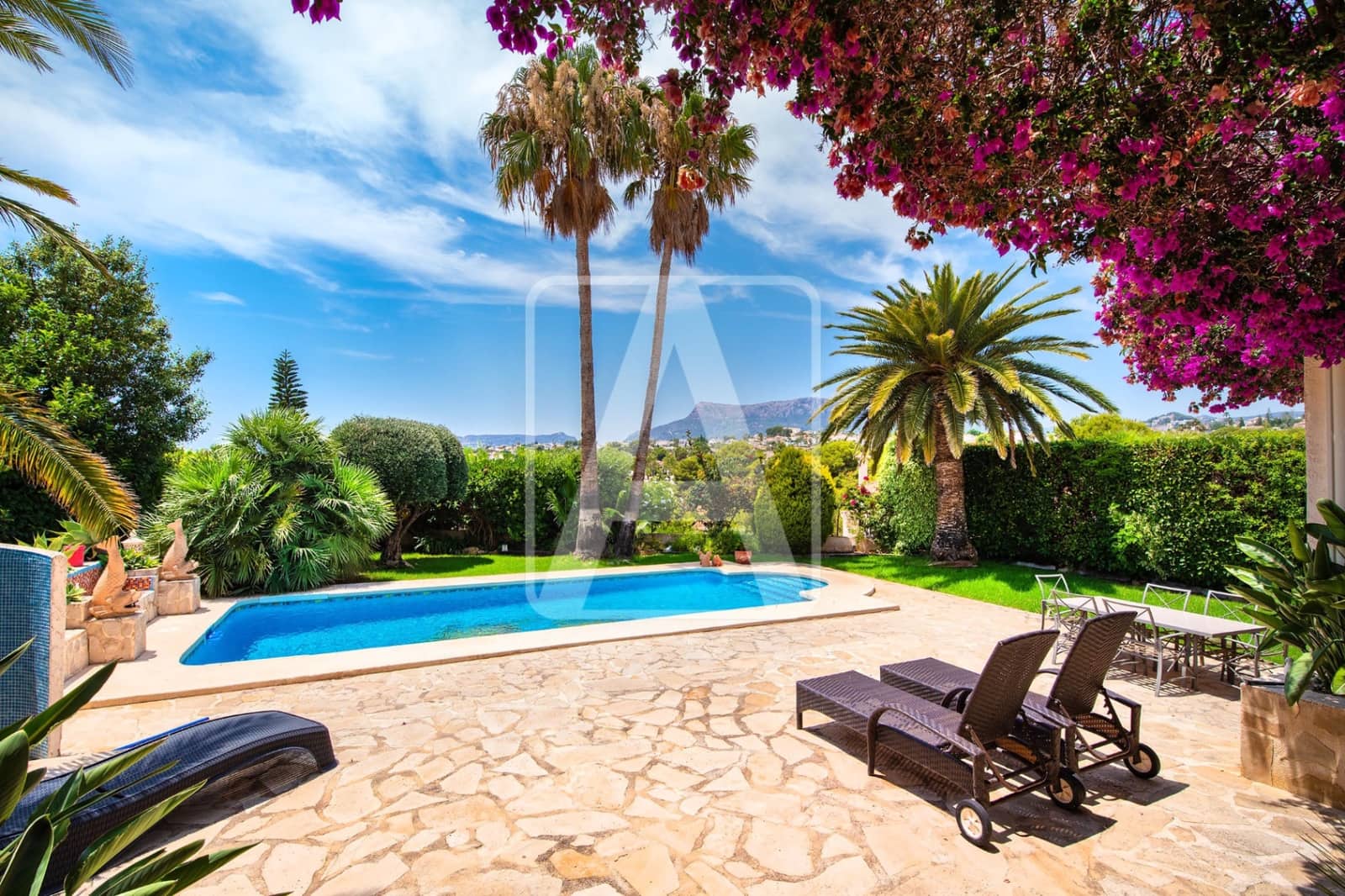 4 chambre Villa/Maison à vendre à Calpe / Calp avec garage - 1 190 000 € (Ref: 9969053)