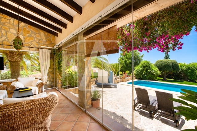 Chalet de 4 habitaciones en Calpe / Calp en venta con garaje - 1.190.000 € (Ref: 9969053)