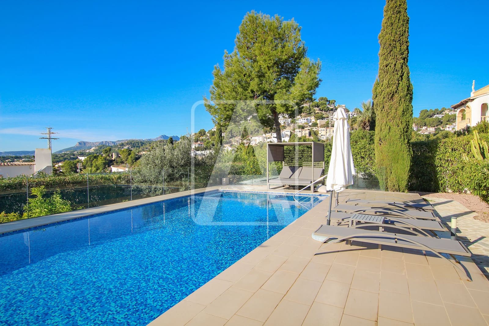 4 soverom Villa til salgs i Benissa med svømmebasseng garasje - € 1 499 000 (Ref: 9974415)