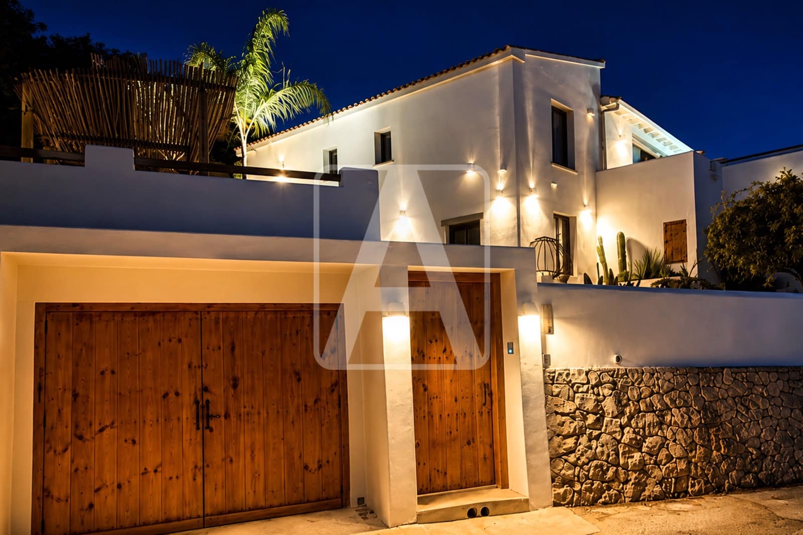 Chalet de 3 habitaciones en Benissa en venta con garaje - 2.495.000 € (Ref: 9976658)