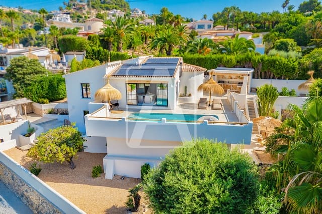 Chalet de 3 habitaciones en Benissa en venta con garaje - 2.495.000 € (Ref: 9976658)