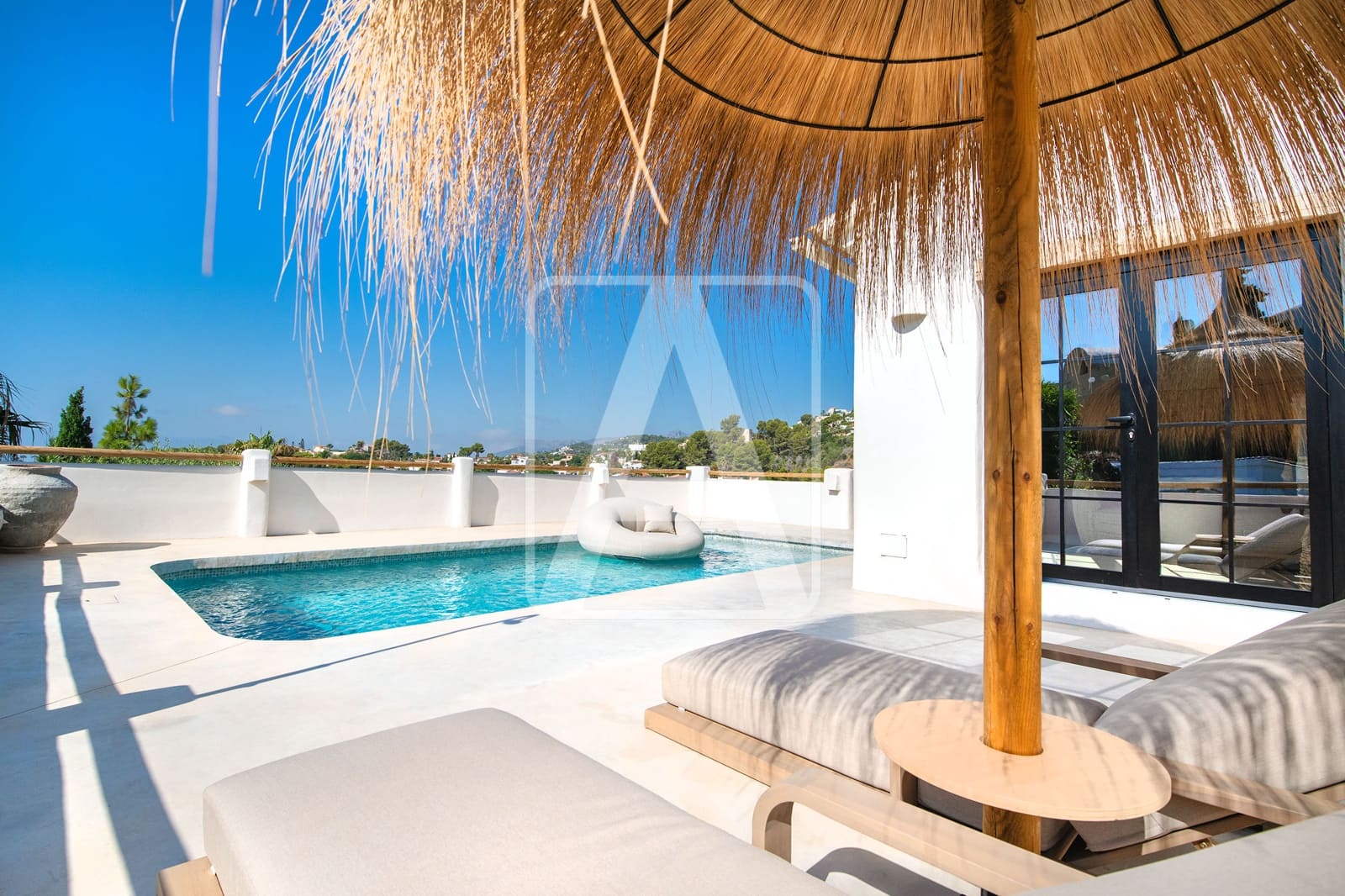 Chalet de 3 habitaciones en Benissa en venta con garaje - 2.495.000 € (Ref: 9976658)