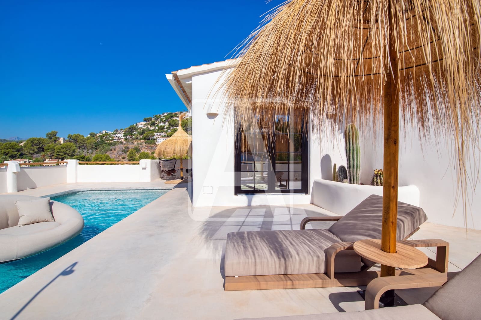 Chalet de 3 habitaciones en Benissa en venta con garaje - 2.495.000 € (Ref: 9976658)