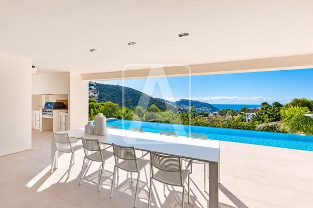 4 soverom Villa til salgs i Moraira, Teulada-Moraira med svømmebasseng garasje - € 1 950 000 (Ref: 9984078)