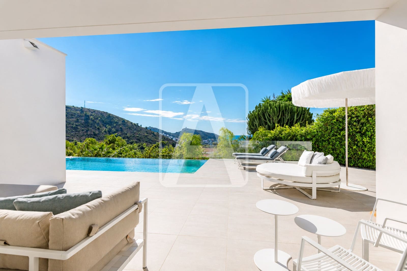 4 soverom Villa til salgs i Moraira med svømmebasseng garasje - € 1 950 000 (Ref: 9984078)