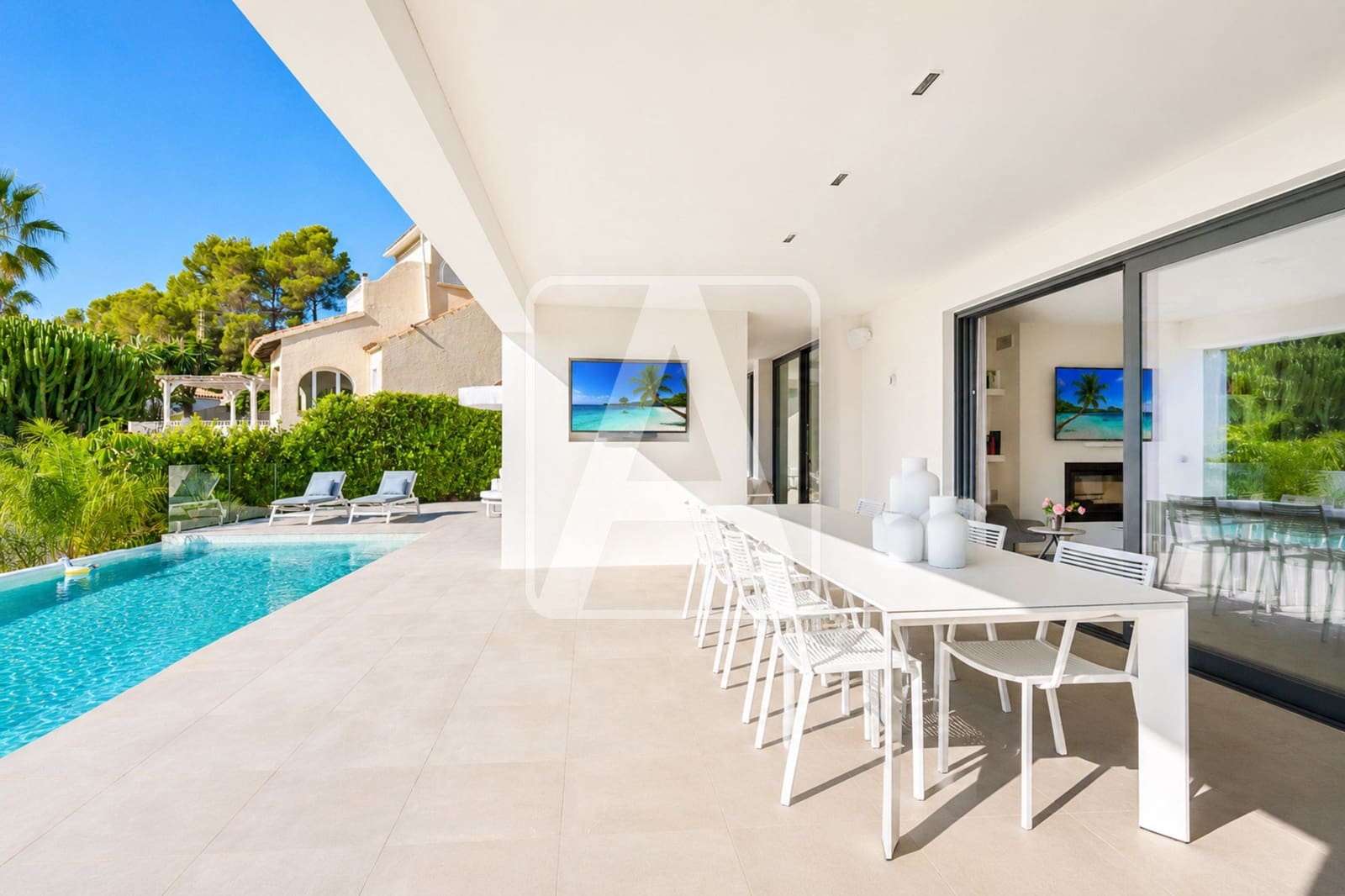 4 soverom Villa til salgs i Moraira med svømmebasseng garasje - € 1 950 000 (Ref: 9984078)