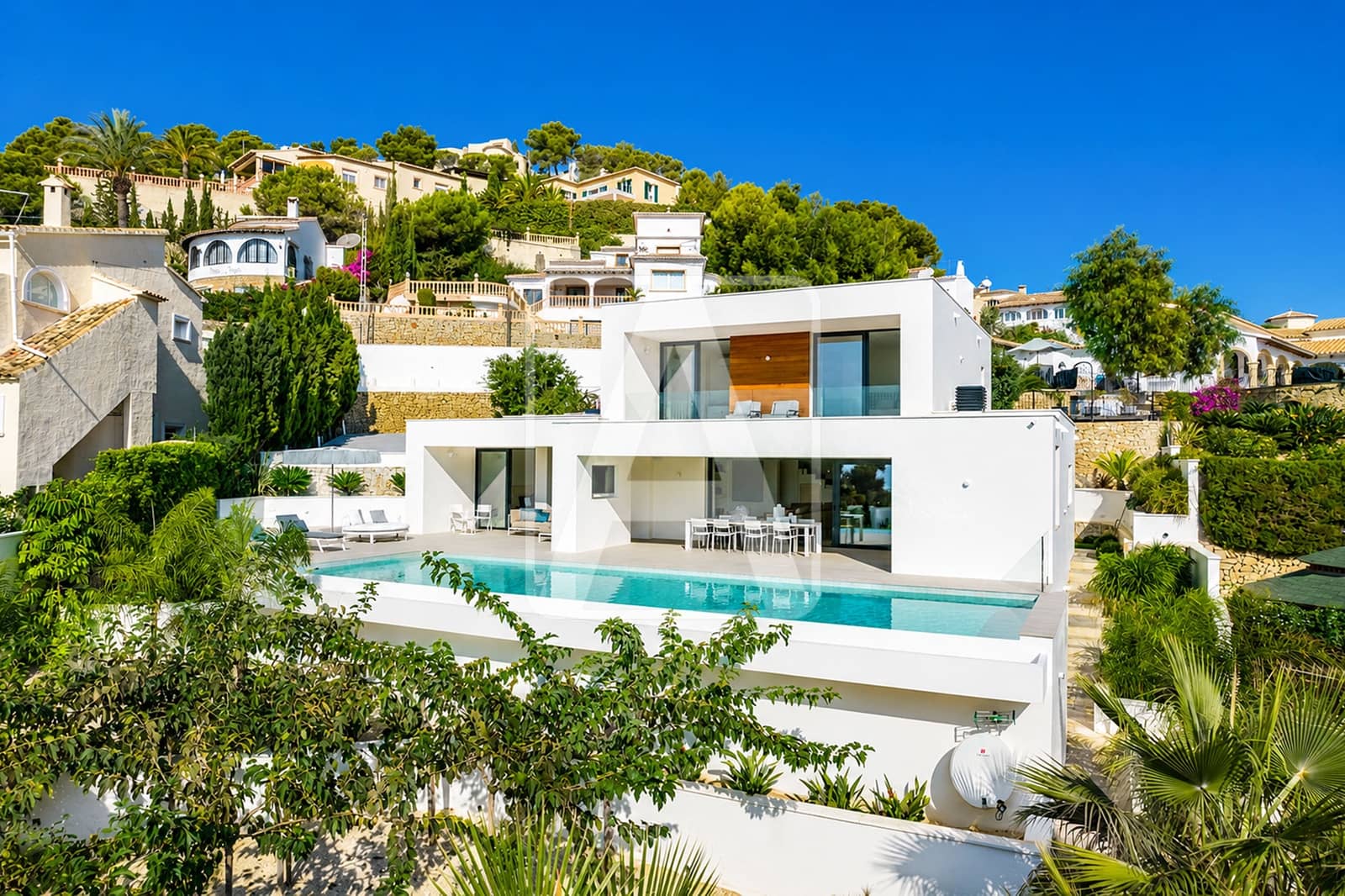 4 soverom Villa til salgs i Moraira med svømmebasseng garasje - € 1 950 000 (Ref: 9984078)