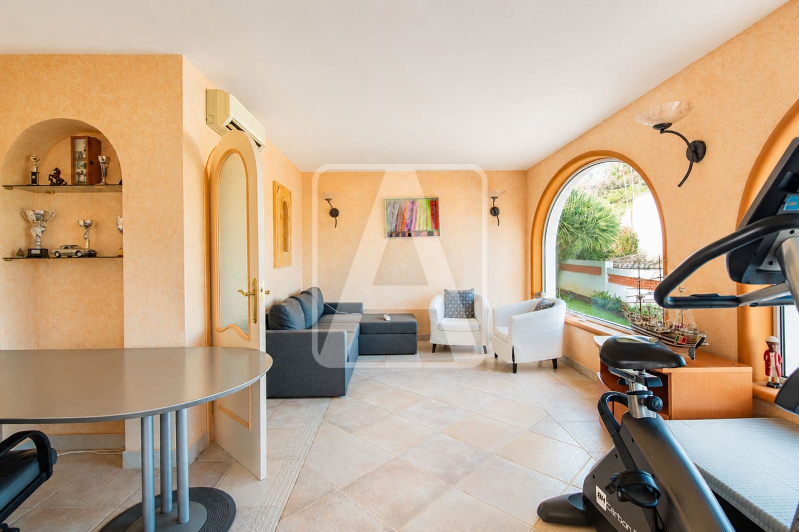 4 soveværelse Villa til salg i Moraira med swimmingpool garage - € 675.000 (Ref: 9994580)