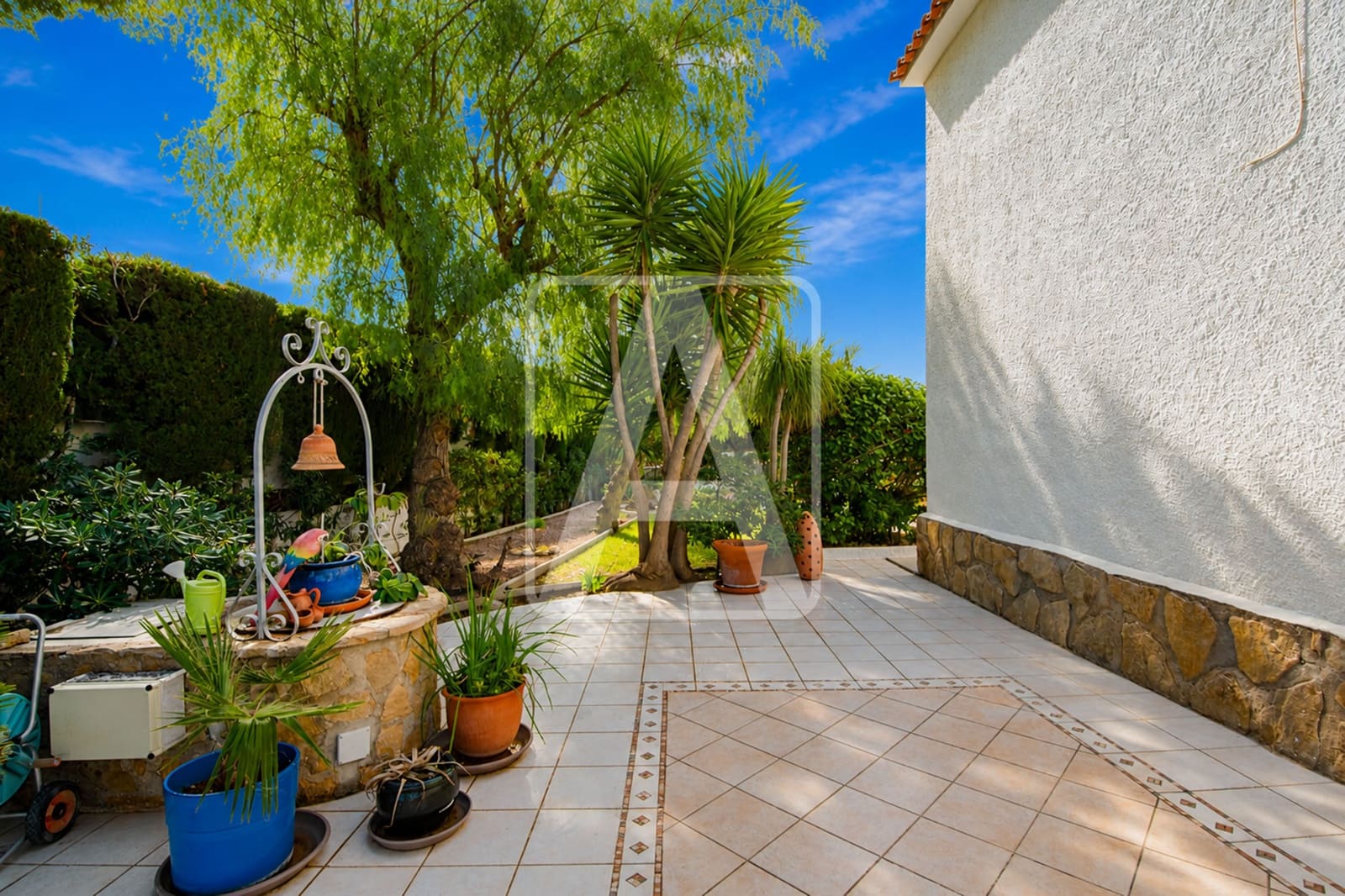 4 soveværelse Villa til salg i Moraira med swimmingpool garage - € 675.000 (Ref: 9994580)