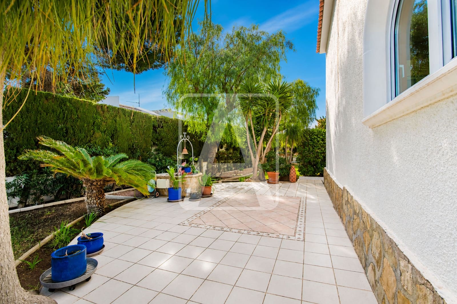 4 soveværelse Villa til salg i Moraira med swimmingpool garage - € 675.000 (Ref: 9994580)