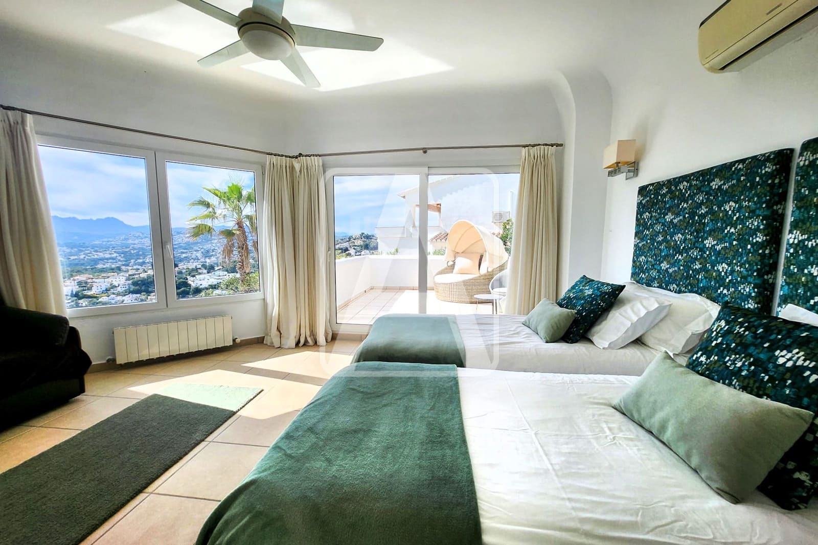 Chalet de 4 habitaciones en Moraira en venta con piscina garaje - 1.450.000 € (Ref: 9997920)