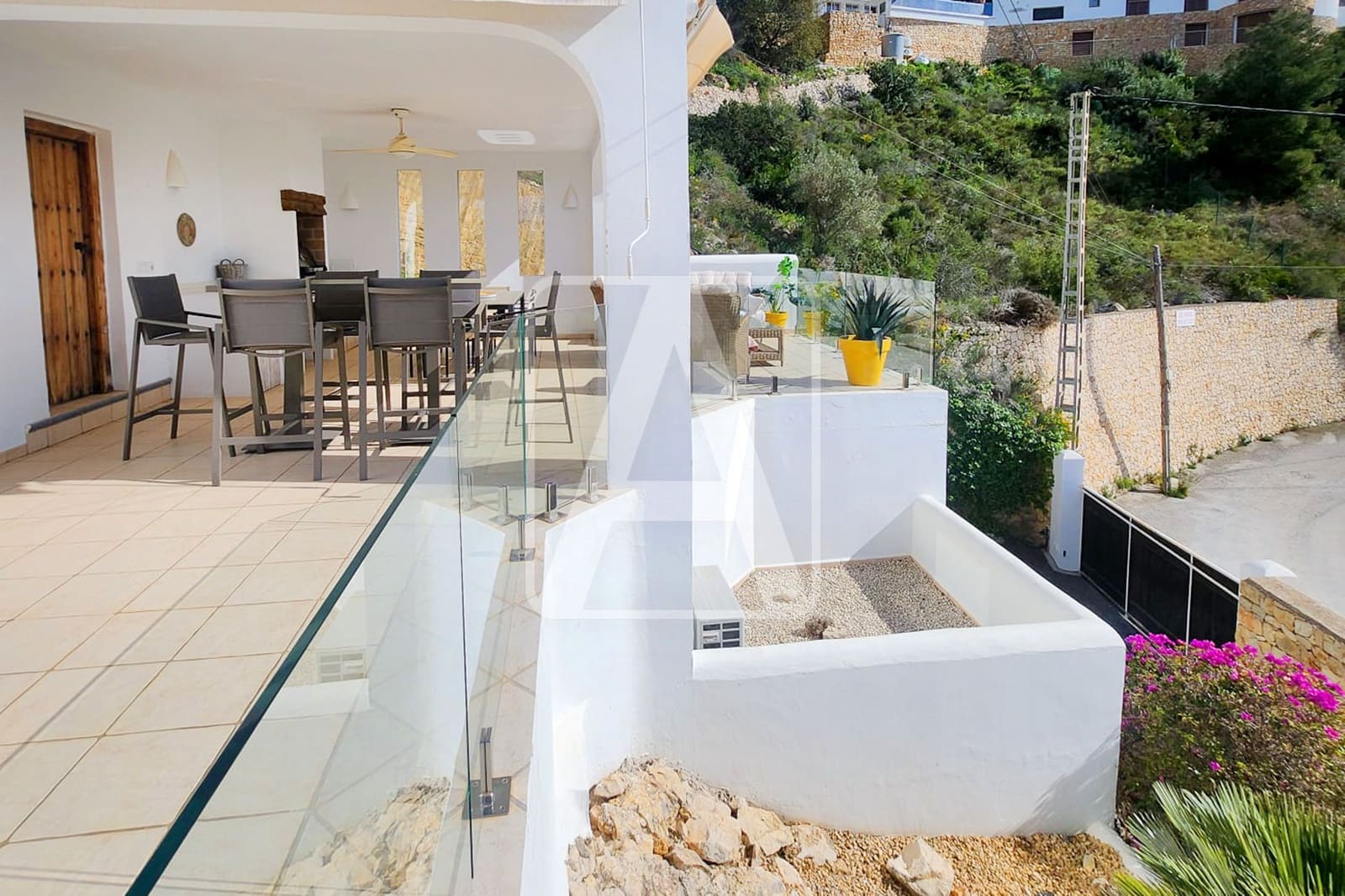 Chalet de 4 habitaciones en Moraira en venta con piscina garaje - 1.450.000 € (Ref: 9997920)