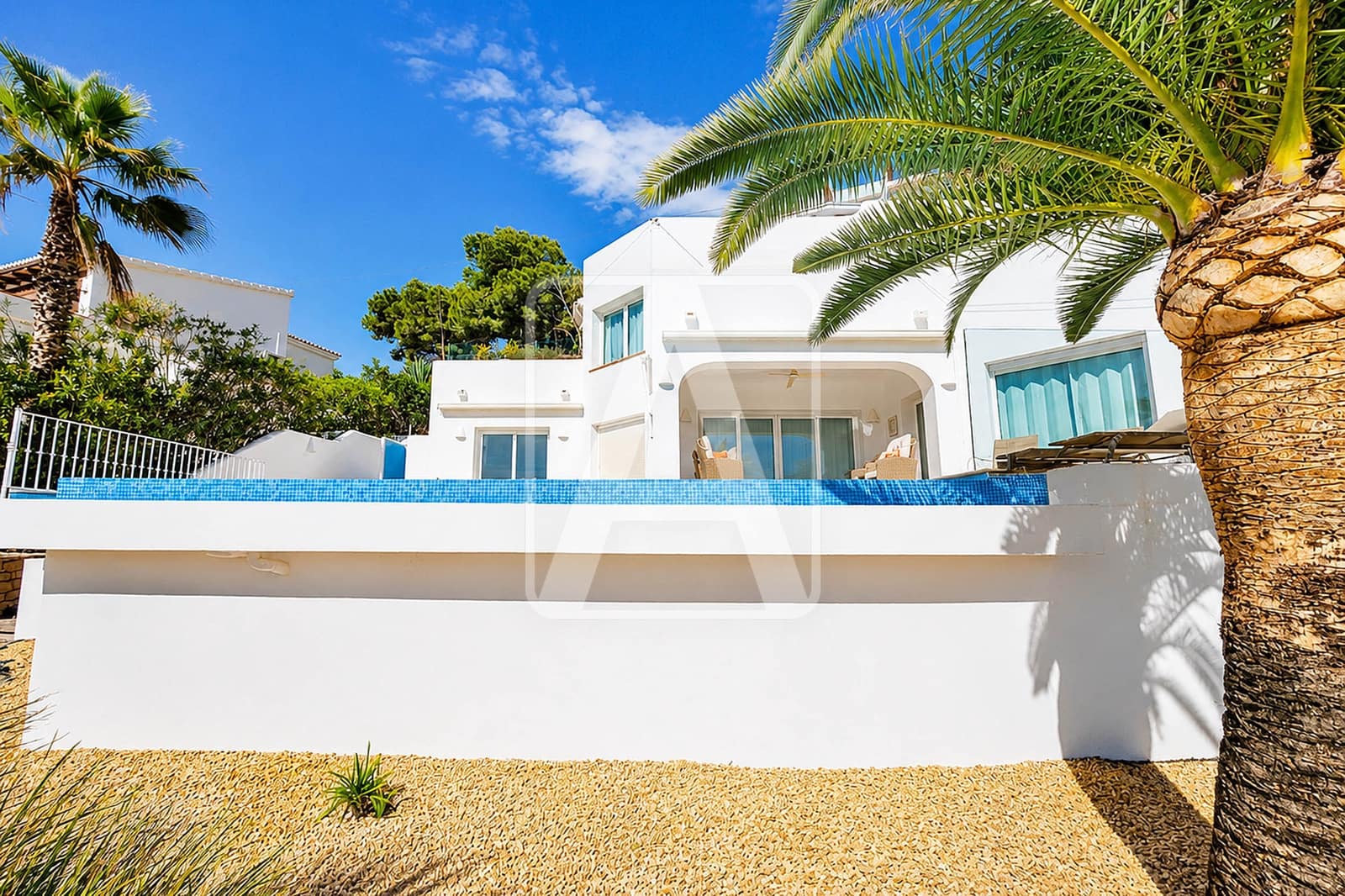 Chalet de 4 habitaciones en Moraira en venta con piscina garaje - 1.450.000 € (Ref: 9997920)