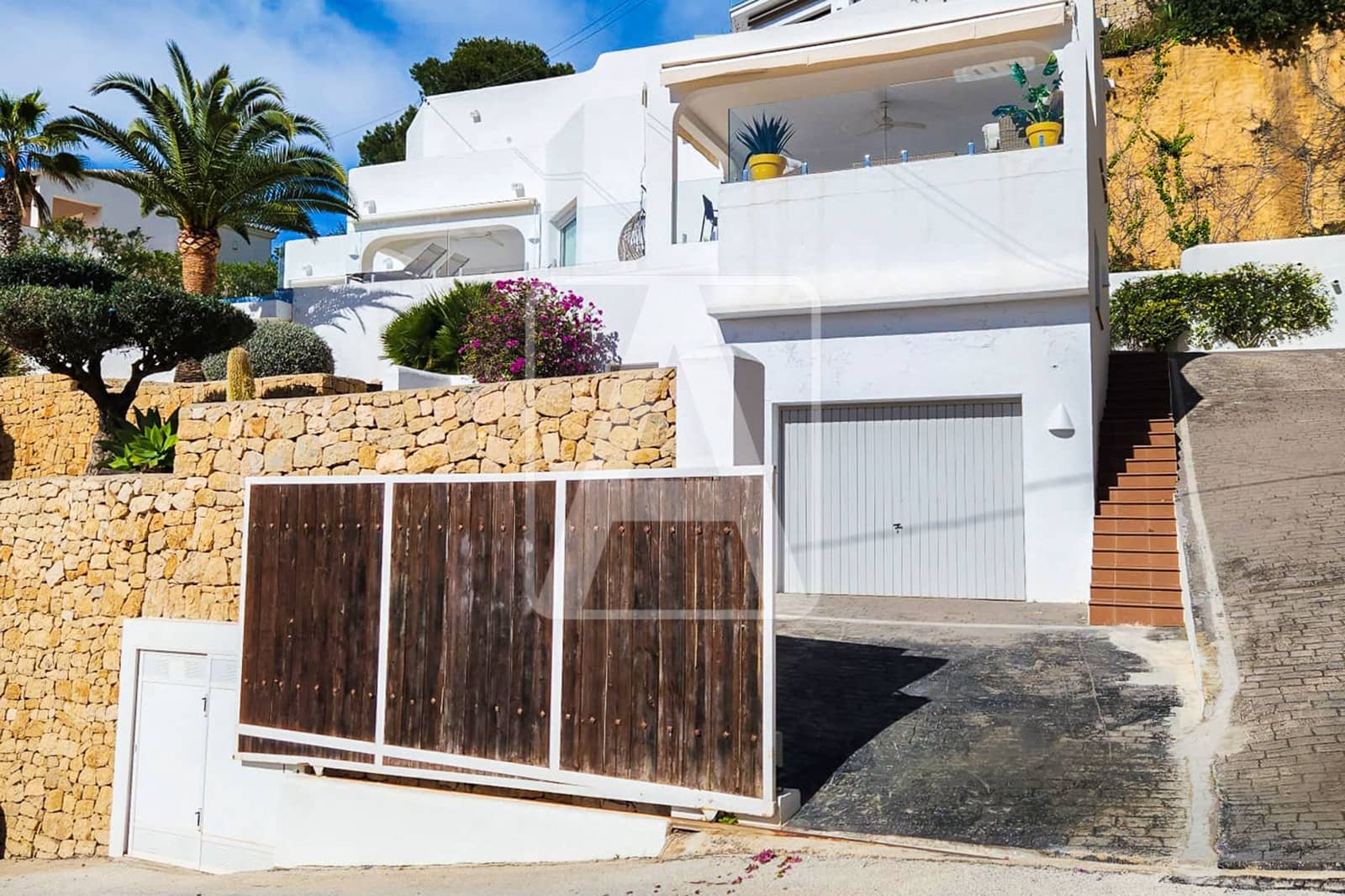 Chalet de 4 habitaciones en Moraira en venta con piscina garaje - 1.450.000 € (Ref: 9997920)