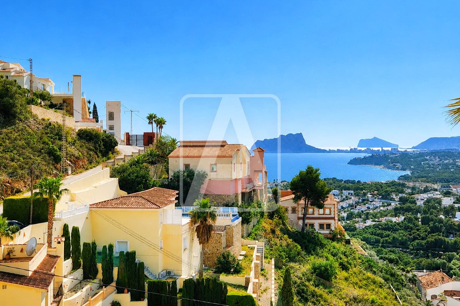Chalet de 4 habitaciones en Moraira en venta con piscina garaje - 1.450.000 € (Ref: 9997920)