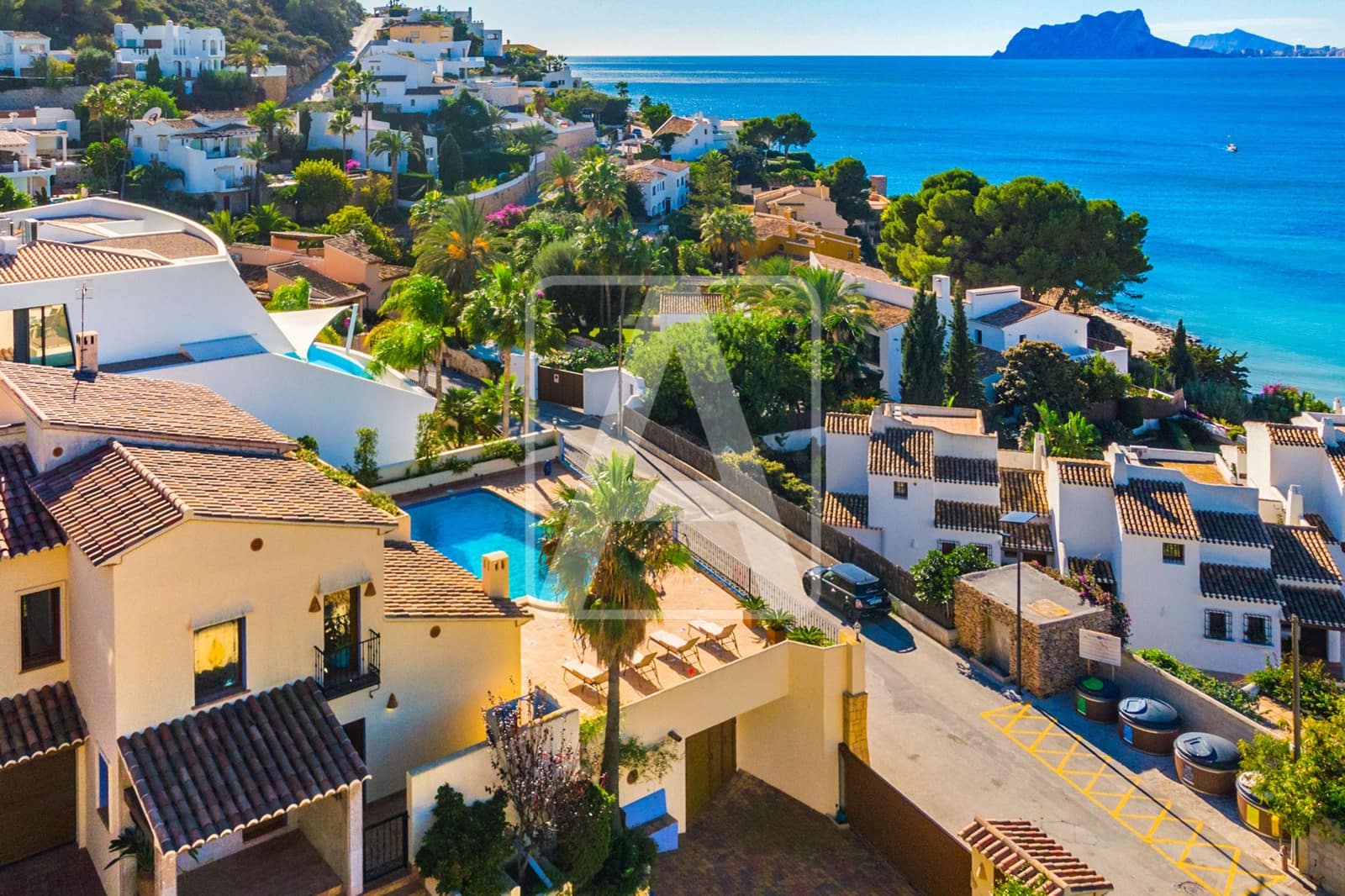 4 soveværelse Villa til salg i Moraira med swimmingpool garage - € 2.950.000 (Ref: 9997921)