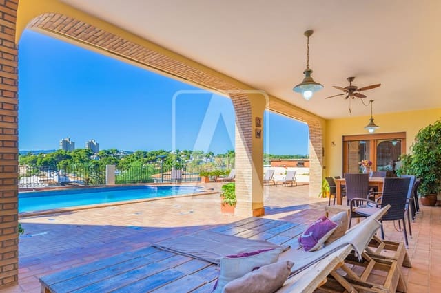 4 soveværelse Villa til salg i Moraira, Teulada-Moraira med swimmingpool garage - € 2.950.000 (Ref: 9997921)