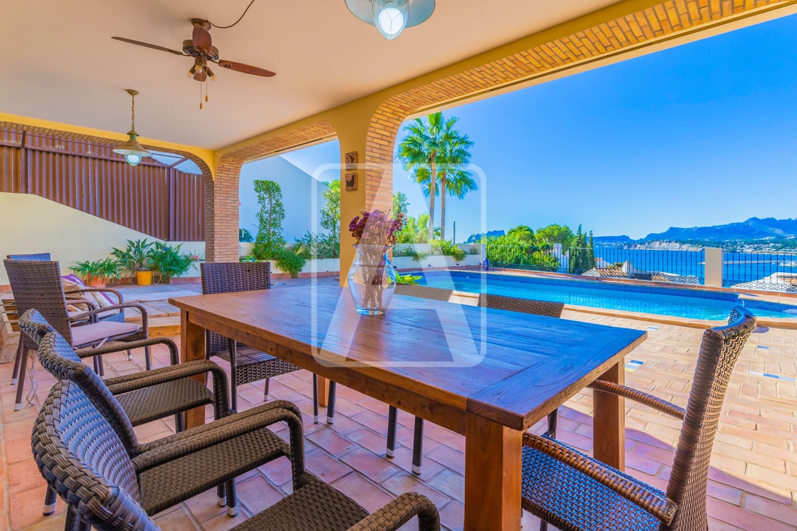 4 soveværelse Villa til salg i Moraira med swimmingpool garage - € 2.950.000 (Ref: 9997921)
