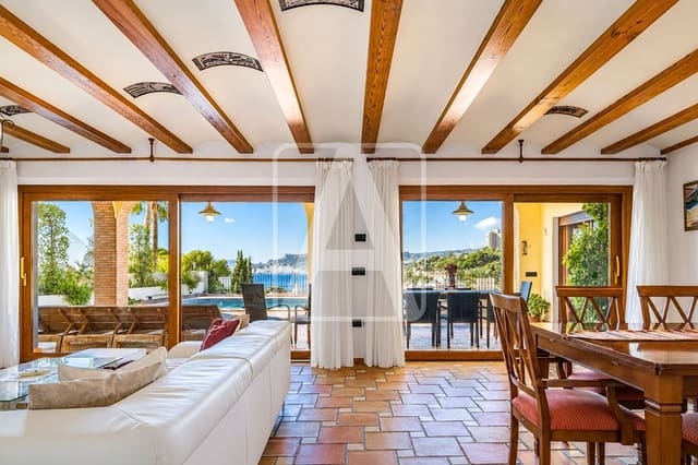 4 soveværelse Villa til salg i Moraira, Teulada-Moraira med swimmingpool garage - € 2.950.000 (Ref: 9997921)