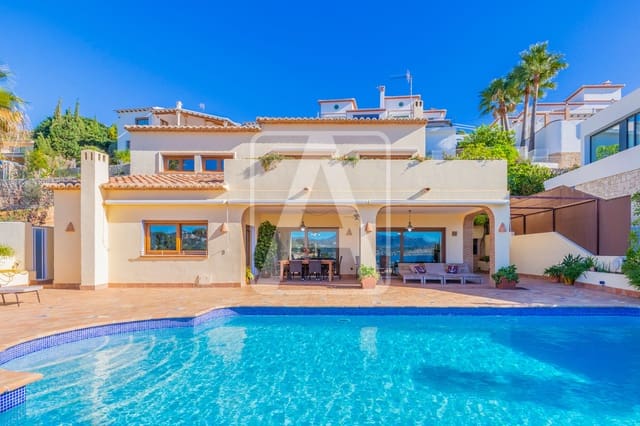 4 soveværelse Villa til salg i Moraira, Teulada-Moraira med swimmingpool garage - € 2.950.000 (Ref: 9997921)