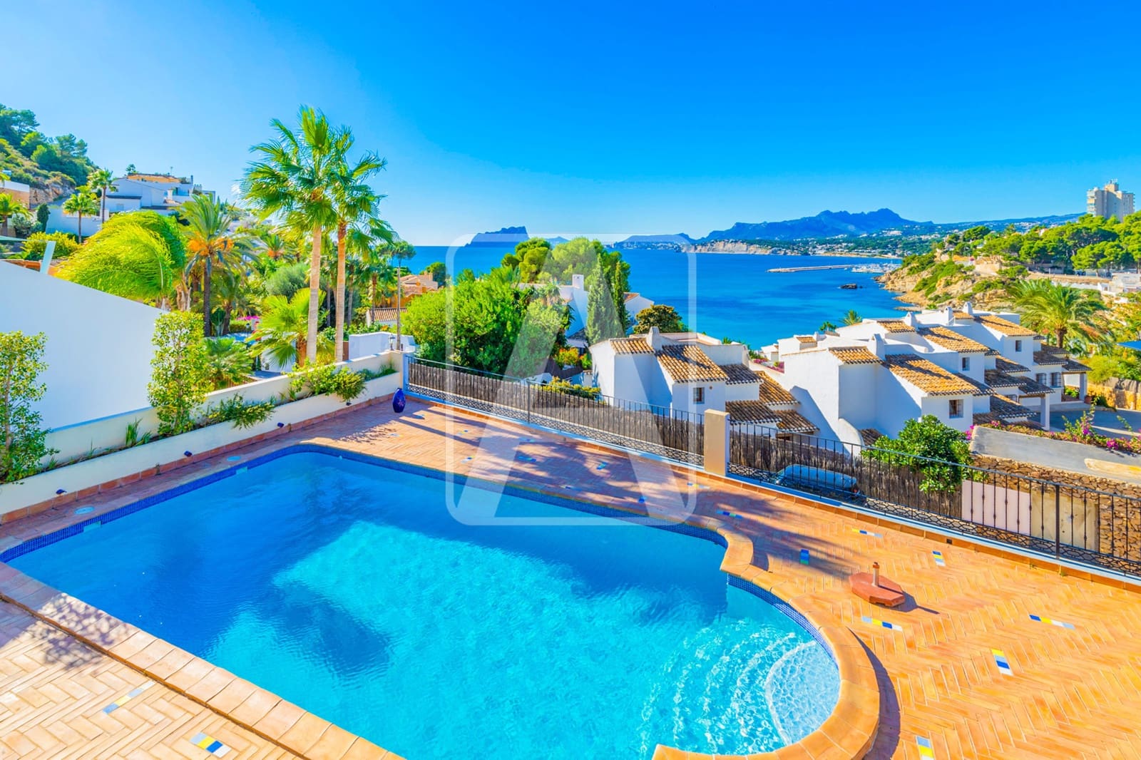 4 soveværelse Villa til salg i Moraira med swimmingpool garage - € 2.950.000 (Ref: 9997921)
