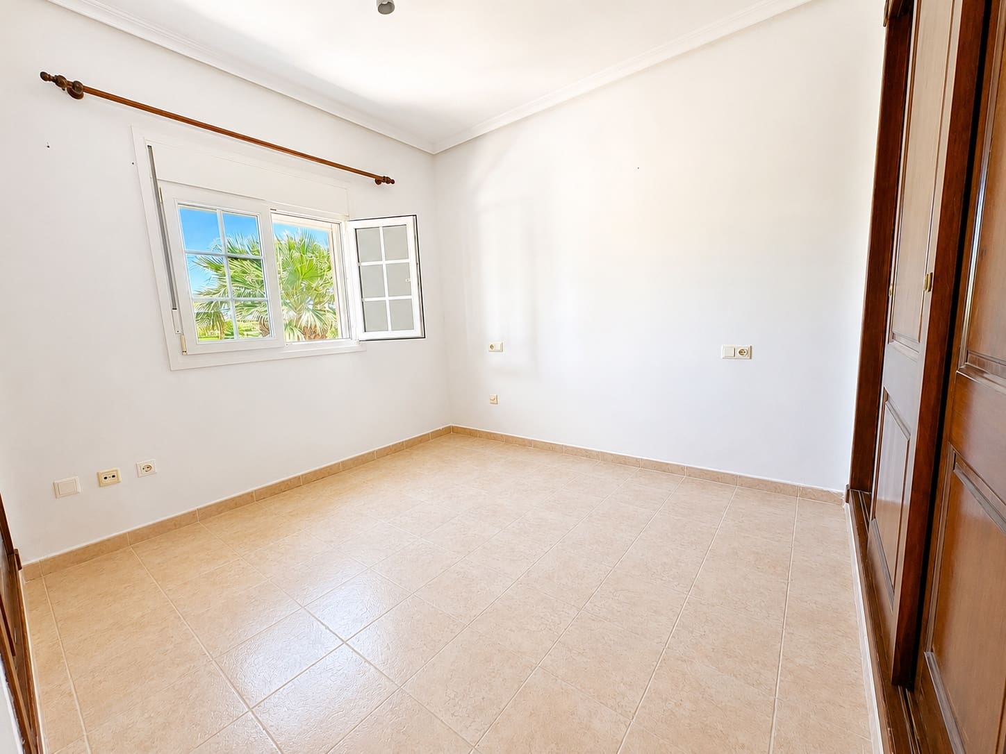 2 soverom Villa til salgs i Banos y Mendigo med svømmebasseng - € 329 500 (Ref: 10004301)