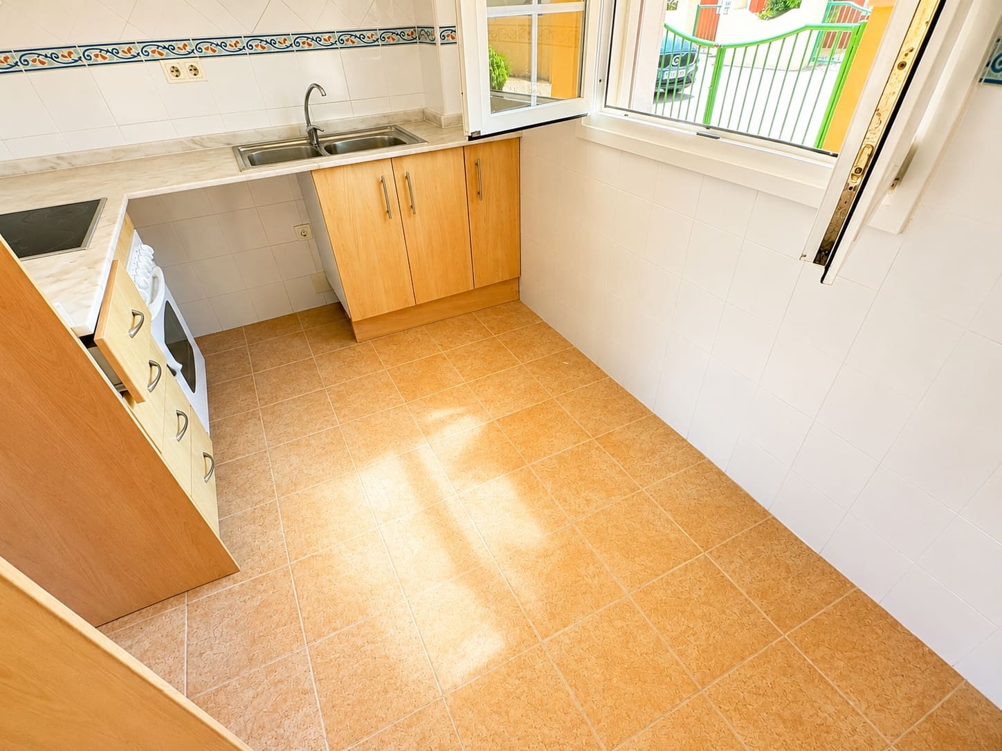 2 soverom Villa til salgs i Banos y Mendigo med svømmebasseng - € 329 500 (Ref: 10004301)