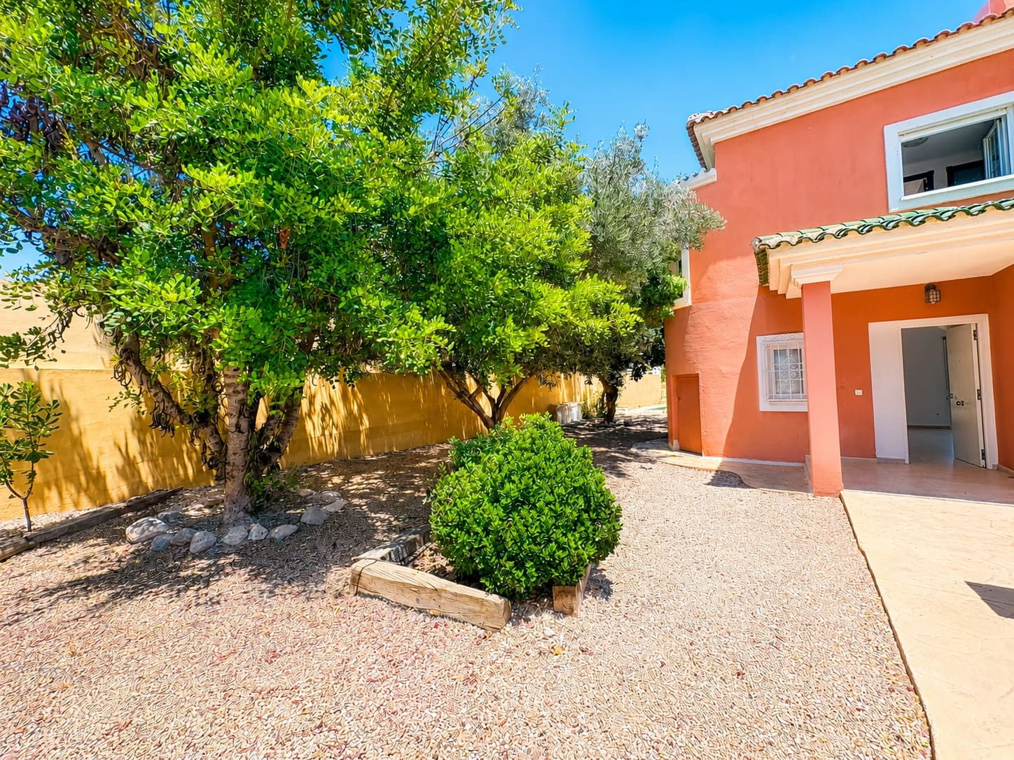 2 soverom Villa til salgs i Banos y Mendigo med svømmebasseng - € 329 500 (Ref: 10004301)